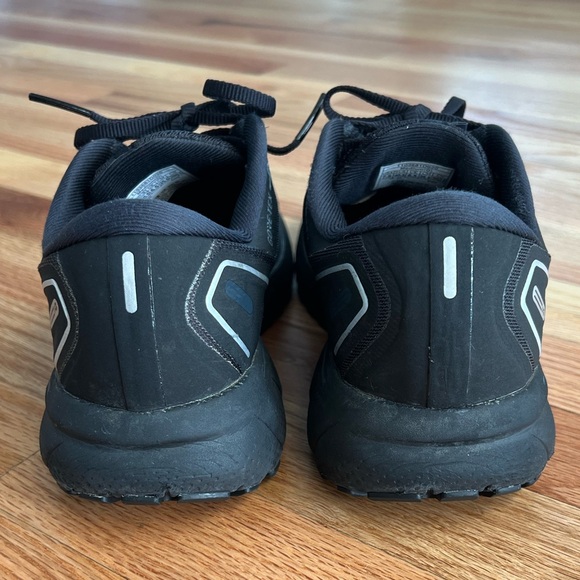 Brooks Black Athletic Shoes - Picture 2 of 7